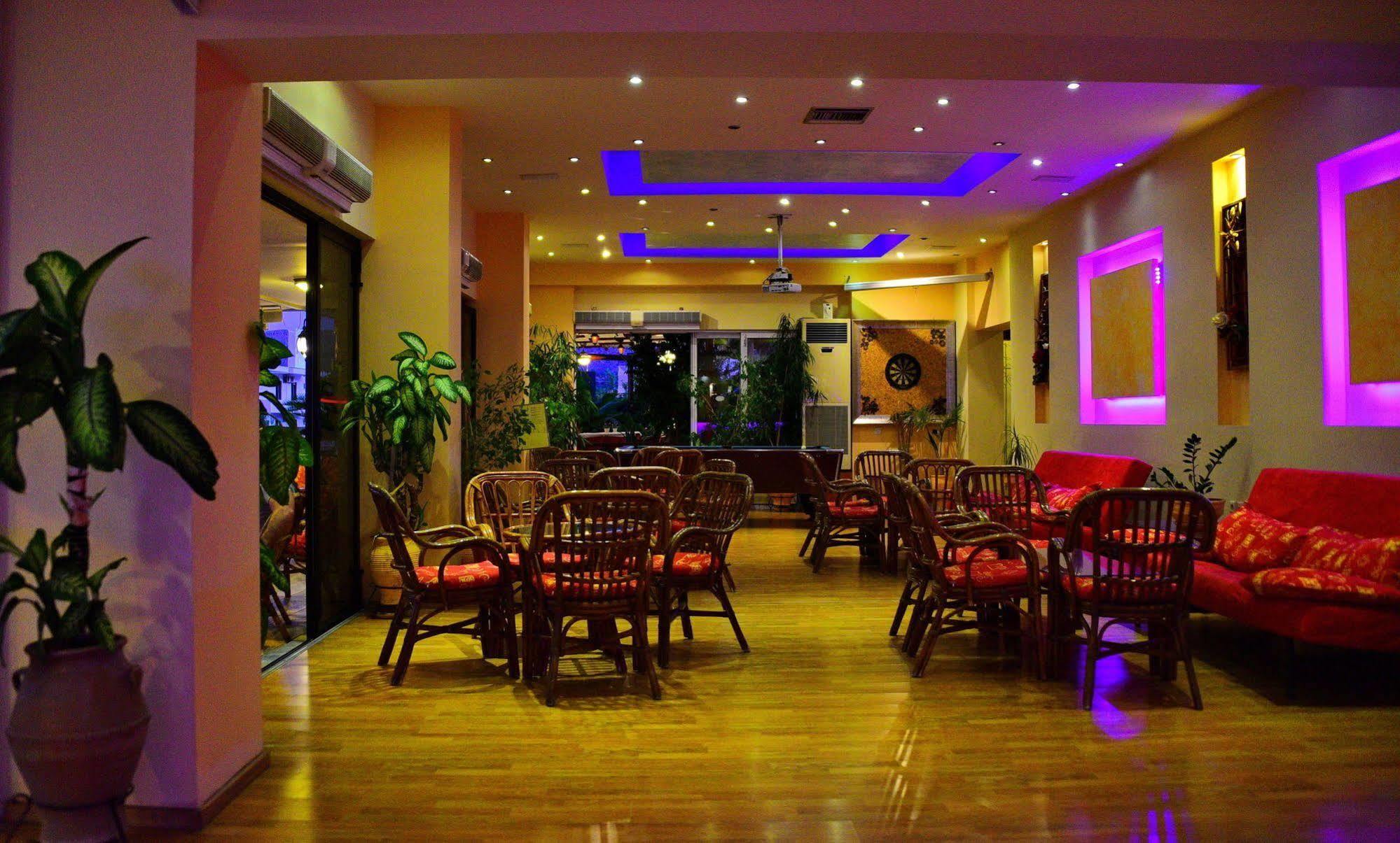 Kalathos Sun Hotel Екстер'єр фото